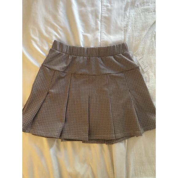 NWT Olive & Oak Plaid Pleated Mini Skirt Old Money Quiet Luxury Academia Medium - Picture 1 of 6